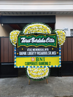 Papan Bunga Duka di Kayawu