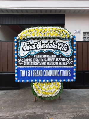 Papan Bunga Duka di Kayawu